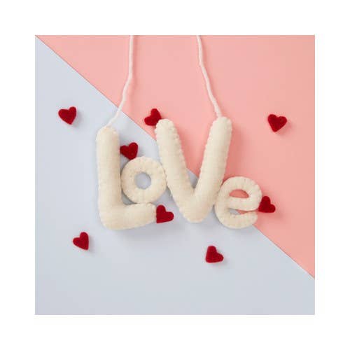 Needle Felting Love With Hearts | Simply Make | DSM106140