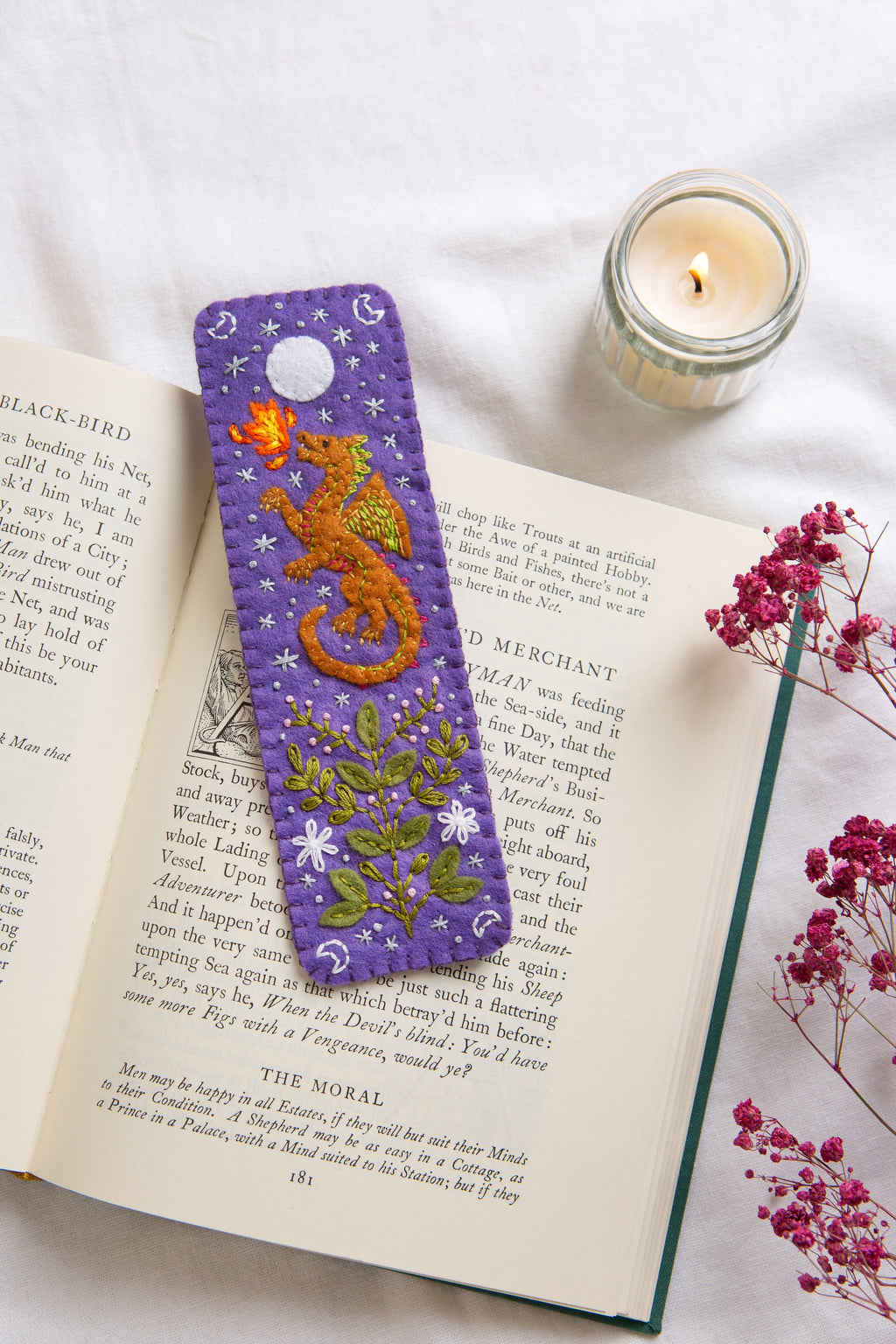 Hawthorn Handmade Dragon Bookmark Felt Craft Kit for Beginners