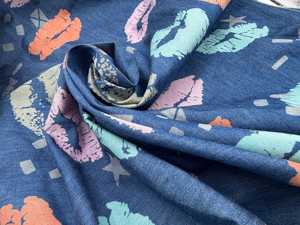 Lips Lacquered Chambray 100% Cotton