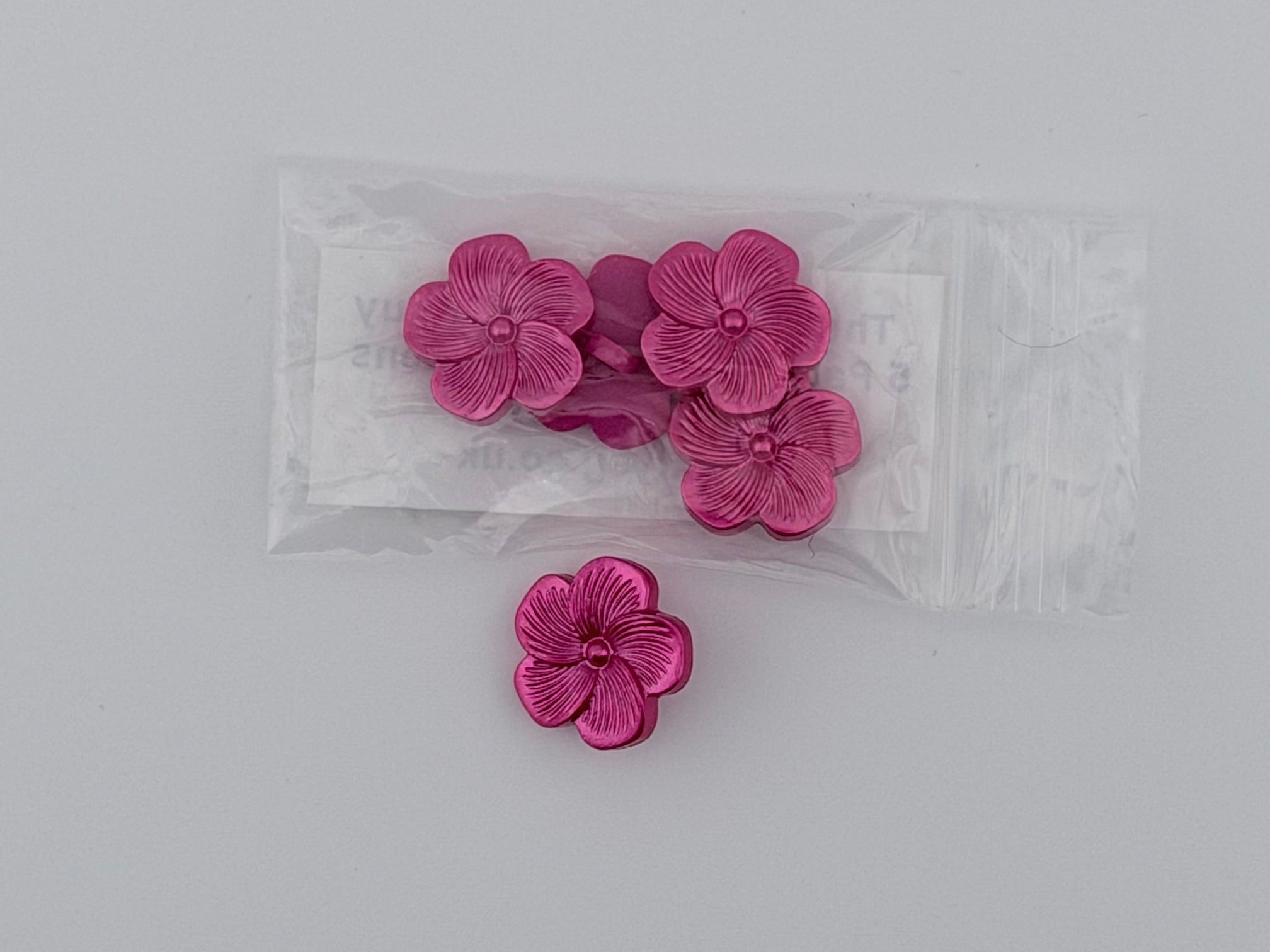 5 Pack Pink Flower Buttons 15mm