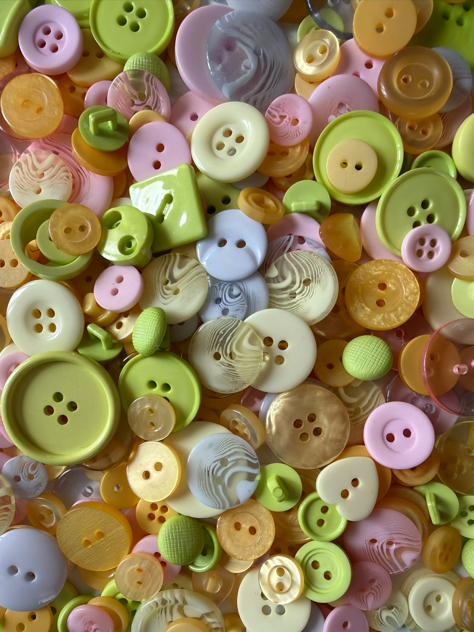 100g Assorted Buttons - Spring Selection