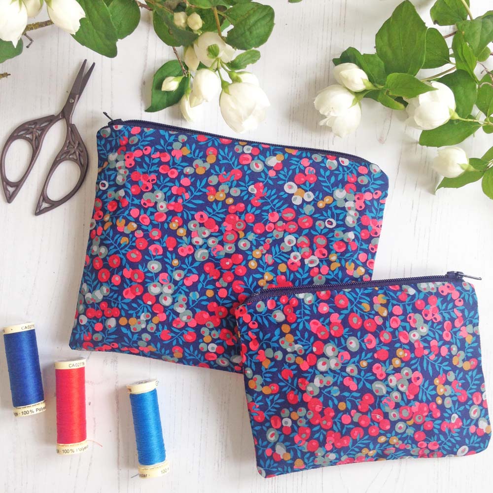 Alice Caroline Liberty Fabric Make-Up And Coin Purse Kit