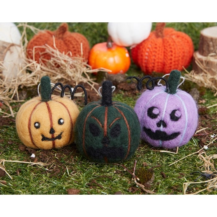 Needle Felting Pumpkin Trio | Simply Make | DSM106620