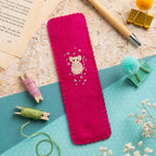 Hawthorn Handmade Black Cat Bookmark Felt Craft Kit for Beginners